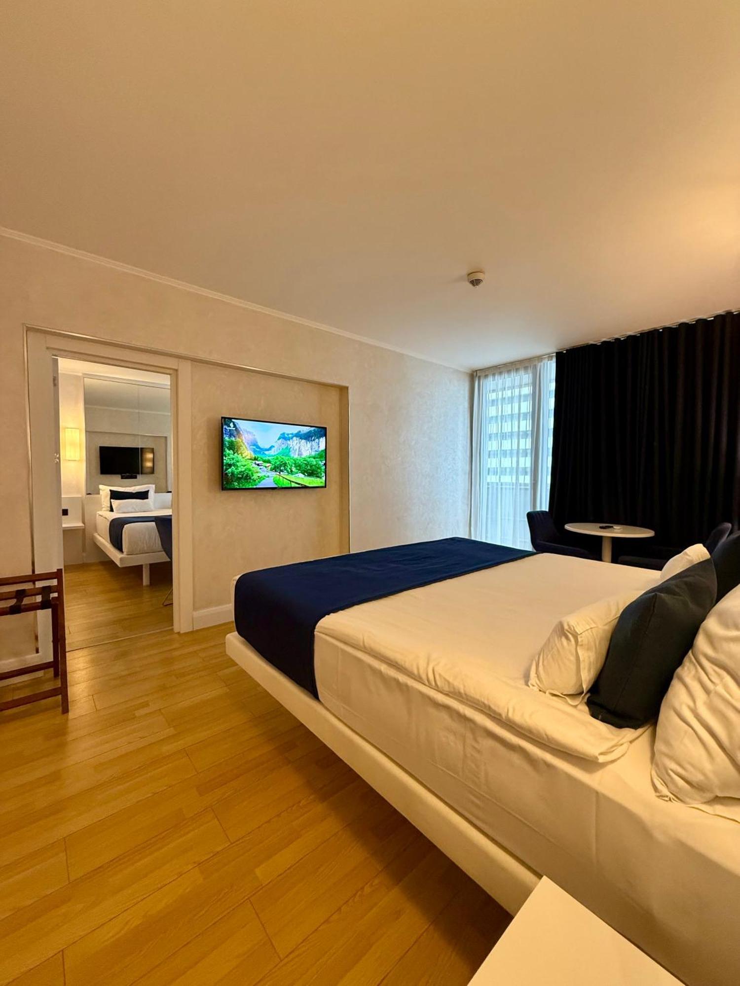Seaside Vip Hotel Batumi Eksteriør bilde