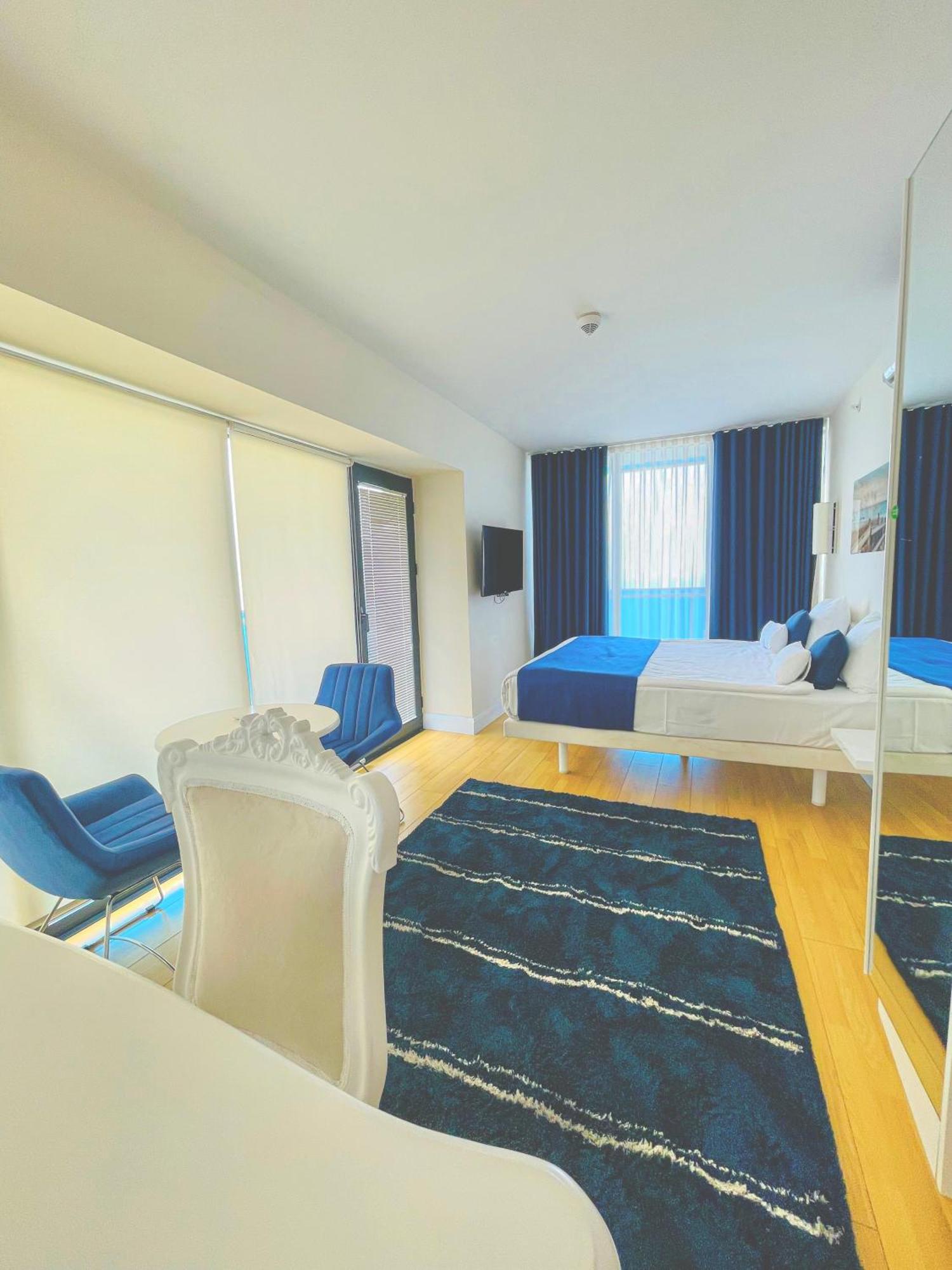 Seaside Vip Hotel Batumi Eksteriør bilde
