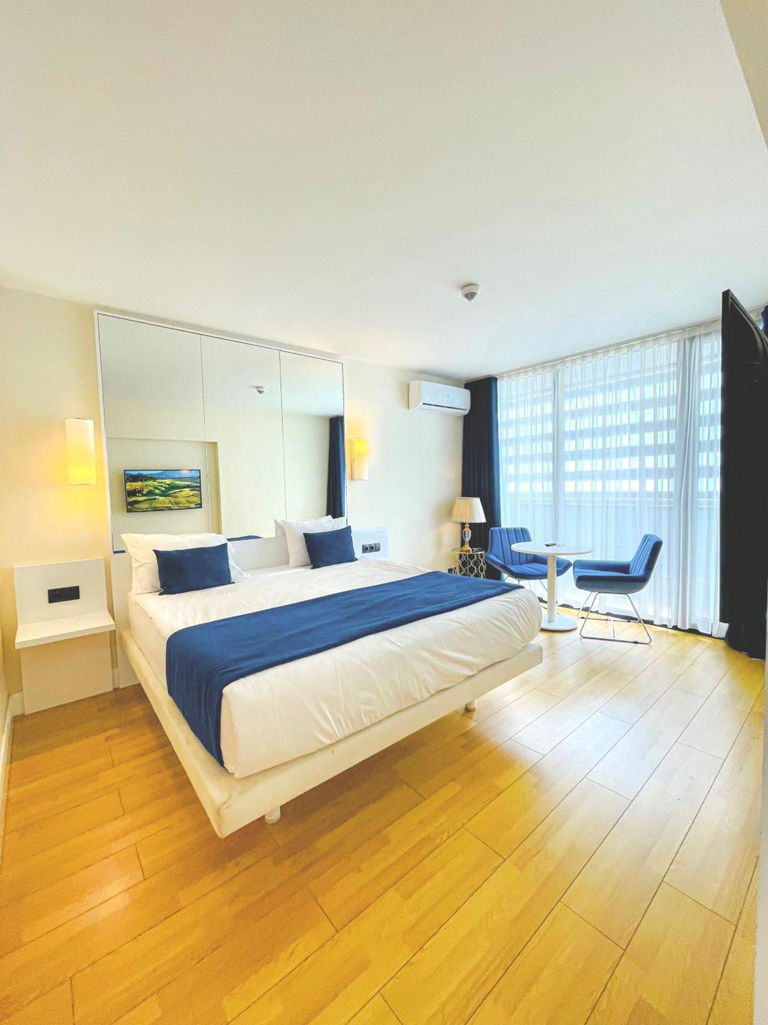 Seaside Vip Hotel Batumi Eksteriør bilde