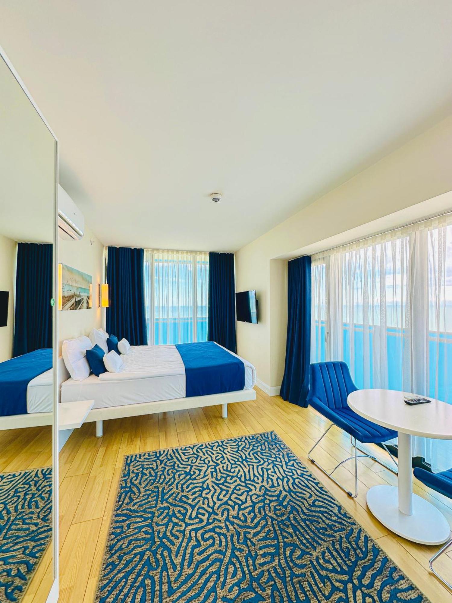 Seaside Vip Hotel Batumi Eksteriør bilde